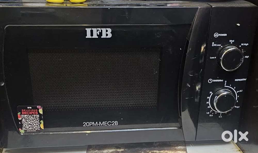 Pizza Gas oven and IFB solo microwave