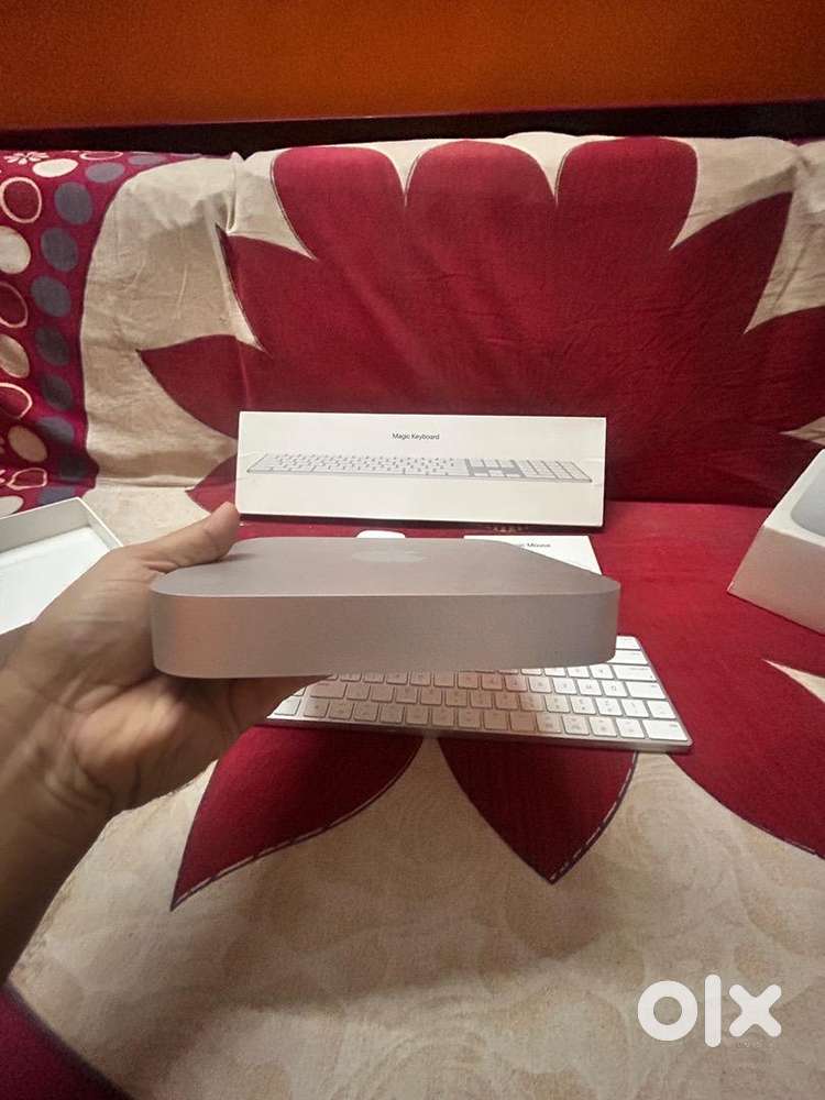 Apple MacMini M2 showroom like condition