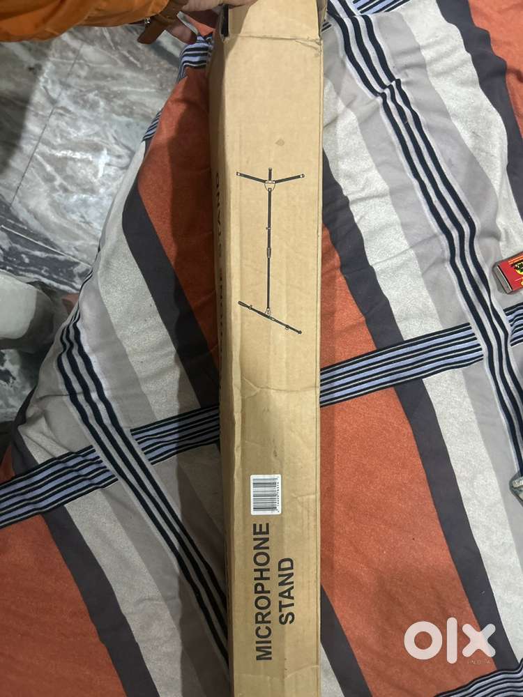 Microphone stand