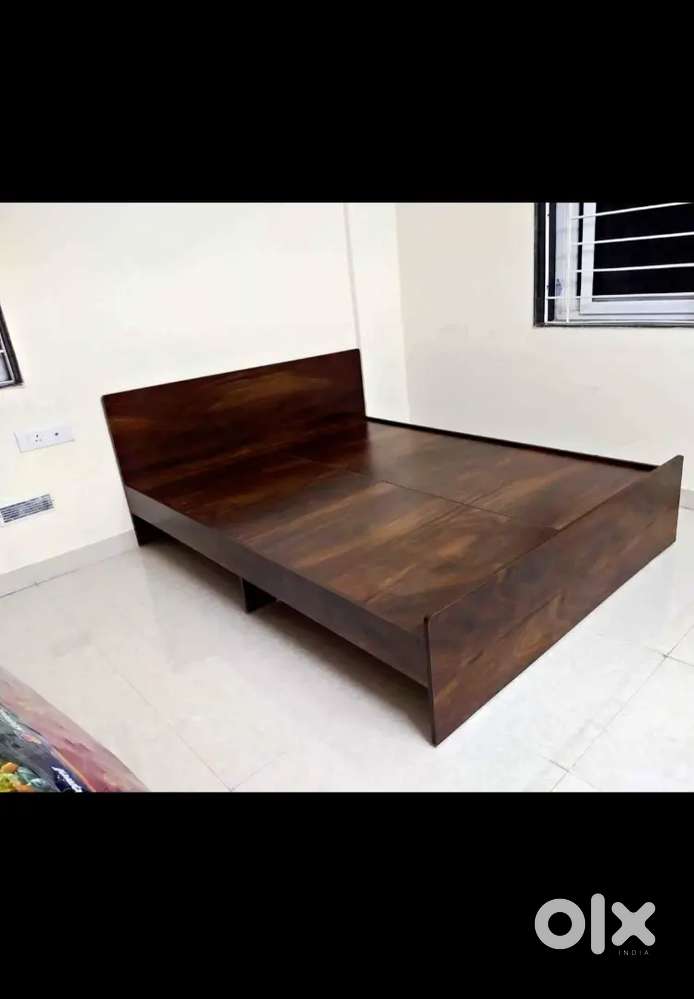 SIMPLE PLANE DESIGN WITHOUT BOX BED