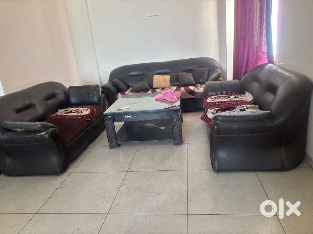 7 seater sofa with center table & dining table