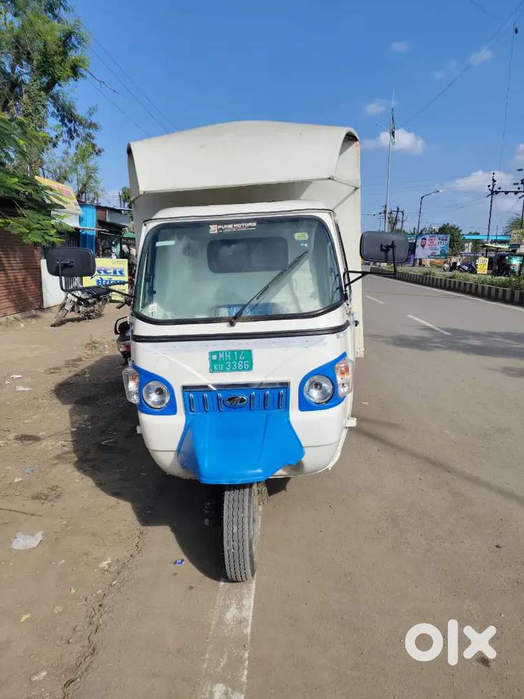 Mahindra zor grand pu