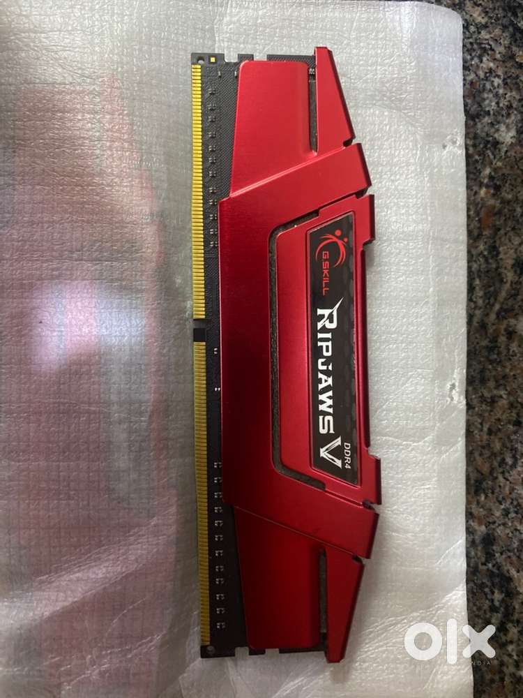 G Skill Ripjaws V DDR4 2 x 8 GB PC DRAM (RAM)