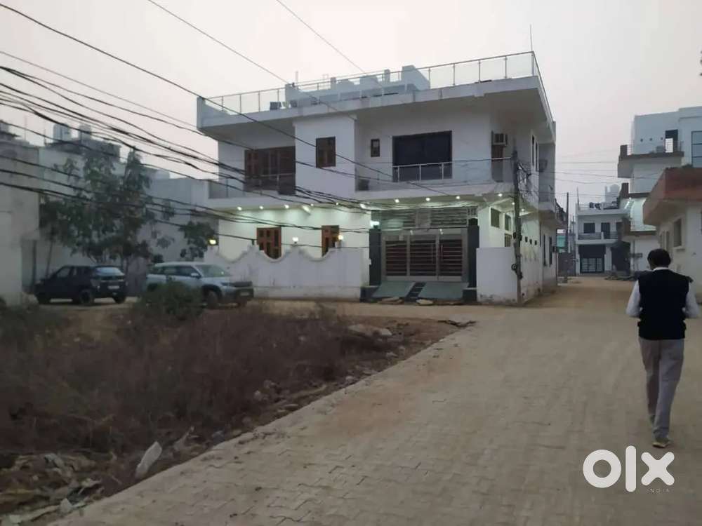 Plot for sale in authorised colony sector 67 A Dhumspur