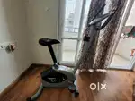 Heavy duty excercise cycle