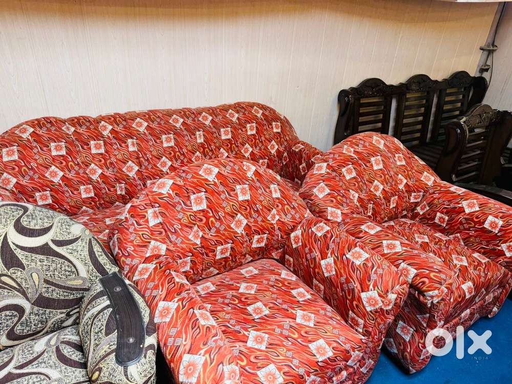 Sofa set at minimum price