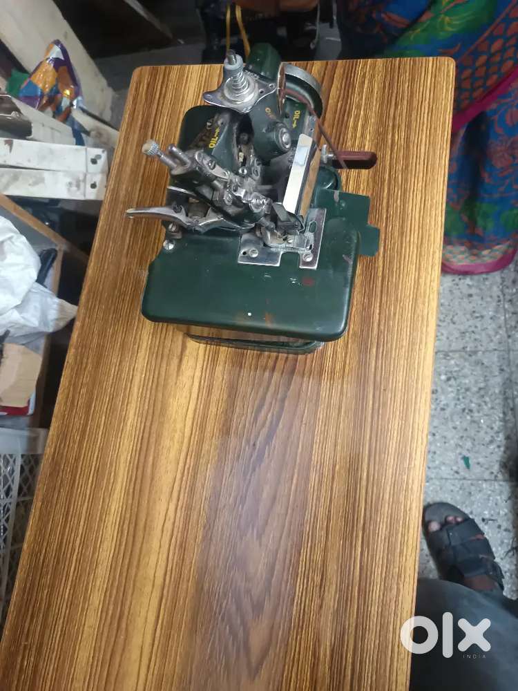 Over lock machine