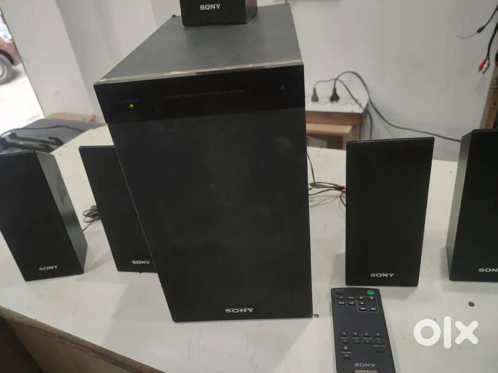 Sony  ( SA WID5)  5.1 Home theater system 40 watts output with remote