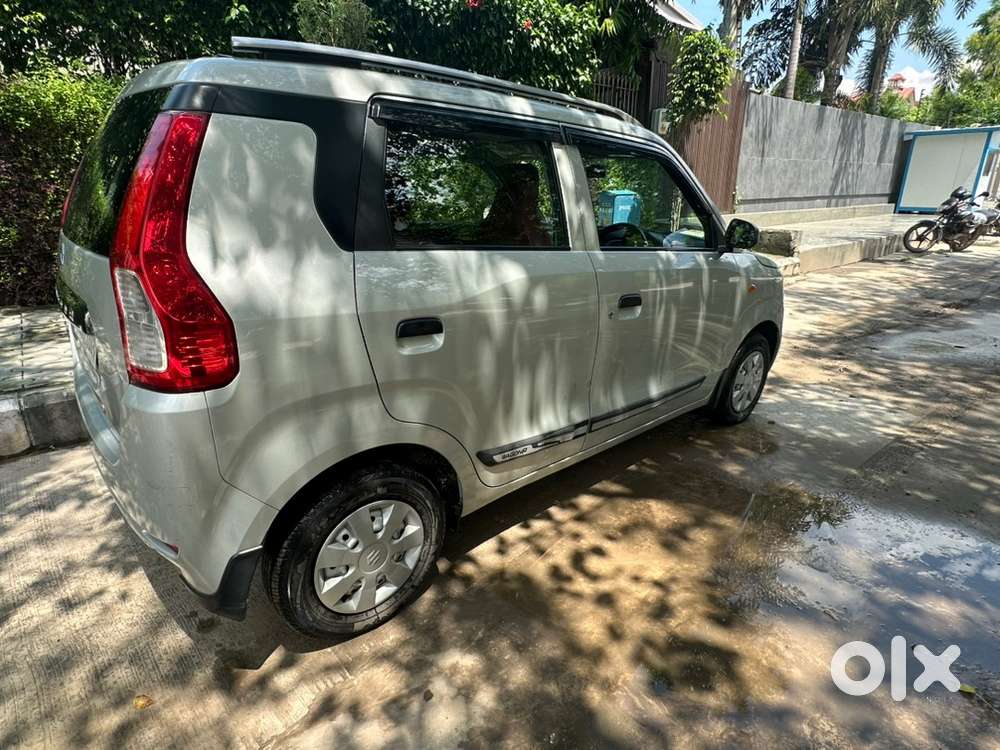 Maruti Suzuki Wagon R Flex Fuel 2022 CNG & Hybrids 27000 Km Driven