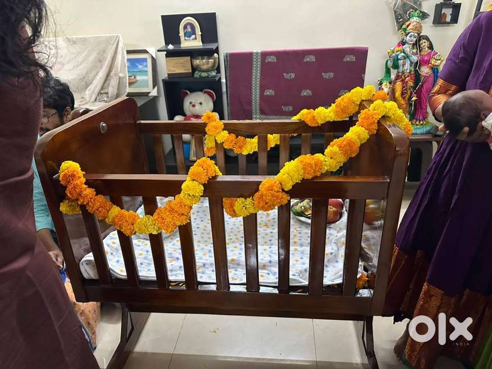 teakwood Baby Craddle -dual purpose cot and craddle.