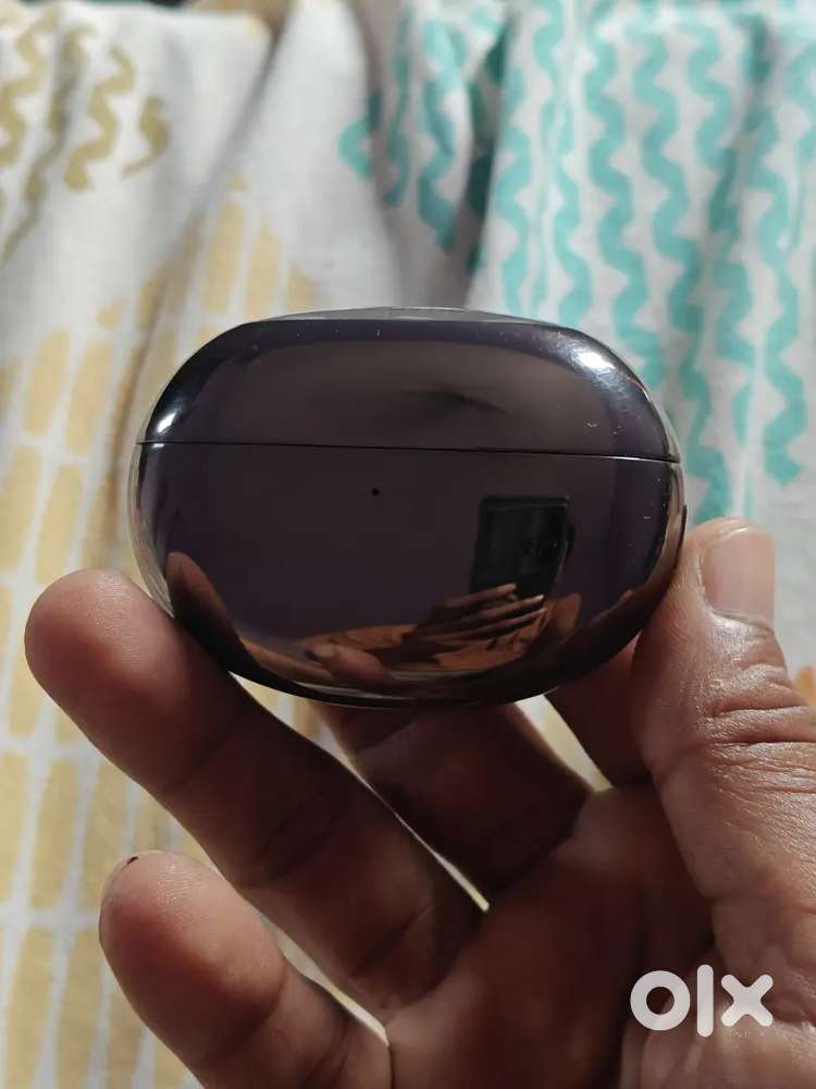 Realme buds air 6 pro. Extremely best in condition
