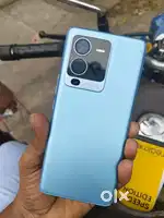 Vivo v25 pro 5g 8+8gb ram ,128gb internal