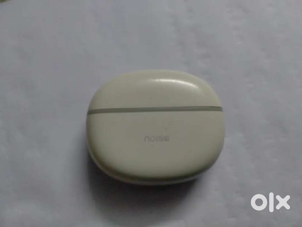 Noise VS102 plus earbuds