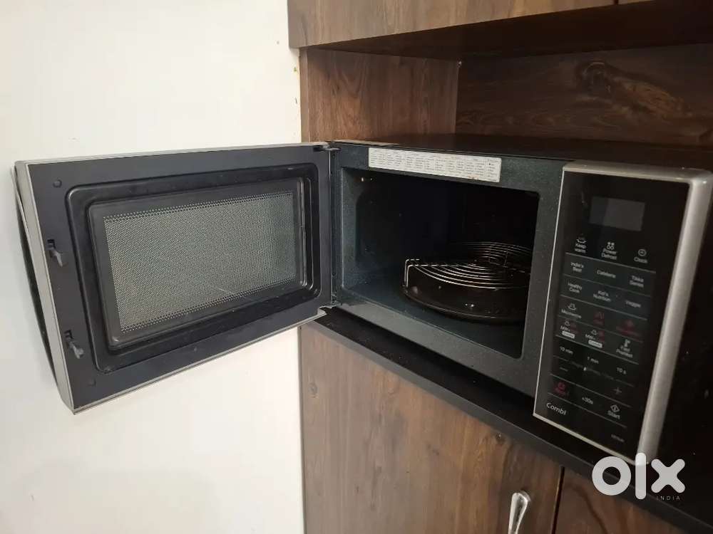 Fully functional samsung microwave