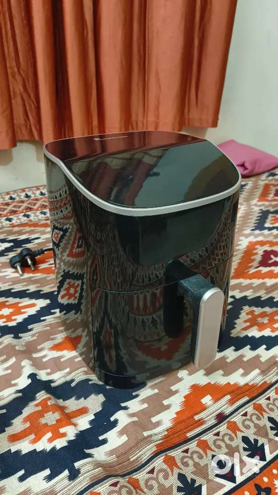 Like New Air Fryer (Masterpro)