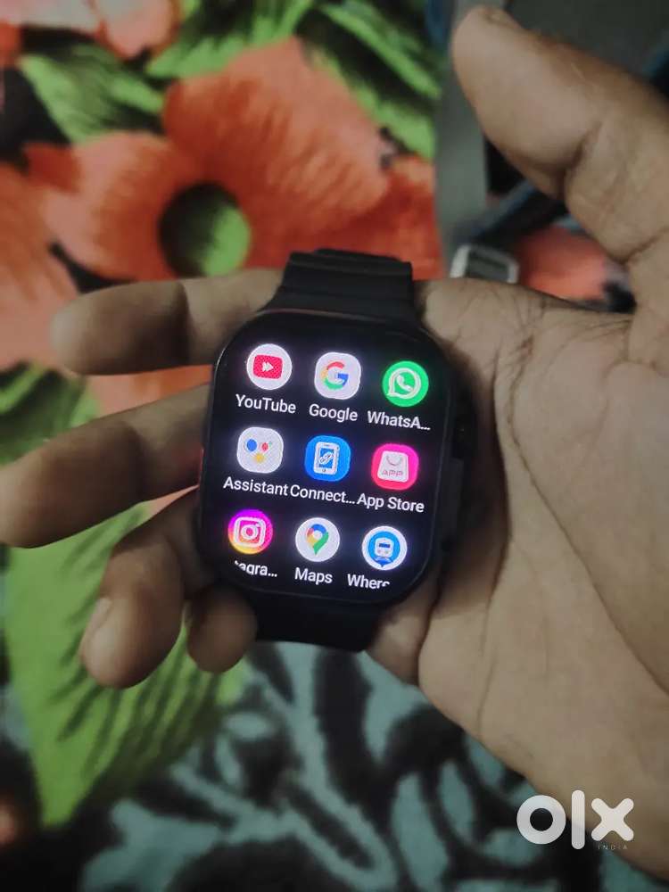 S21 android watch ram 8gb storege 128  with charger box