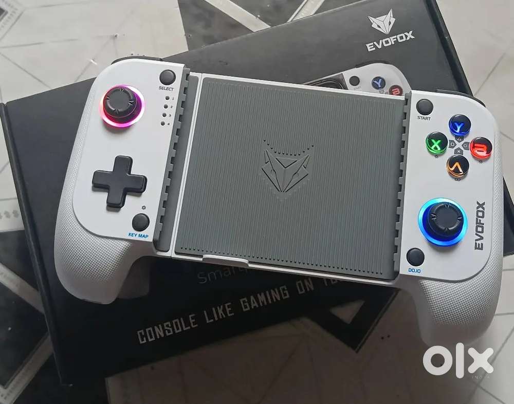 Evofox deck hand smartphone gamepad