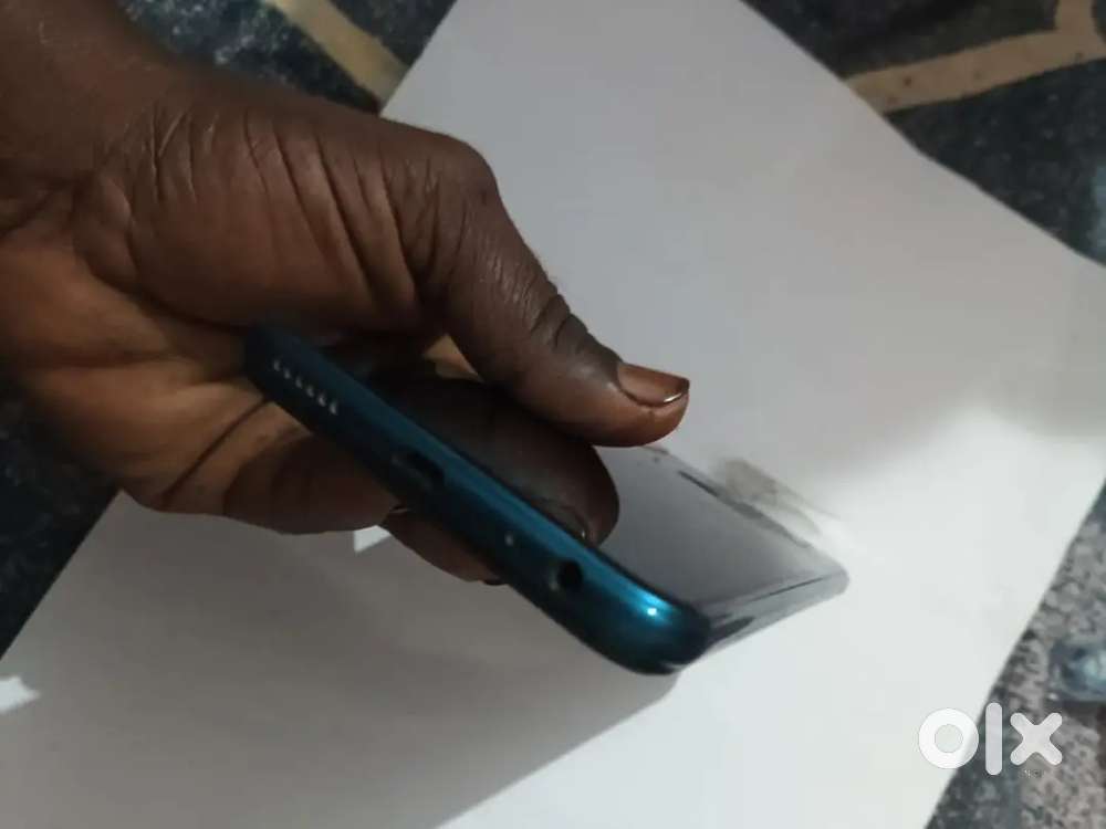 Vivo. 1901 + y 15 _ storage 64.gb ram 4 gb