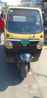 Mahindra treo e Riksha