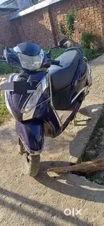 Sell scooty