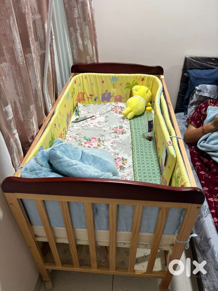 Baby cot from first cry with mattress