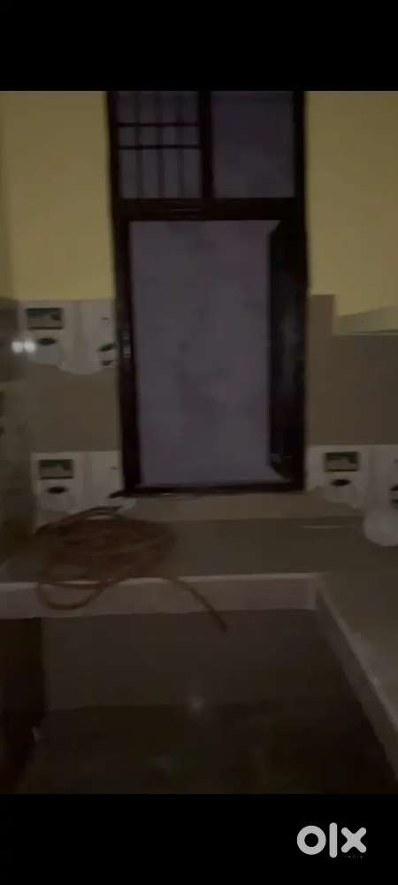 Property for rent ,1bhk with balcony)in Delhi