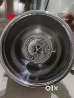 Electric coconut scraper
