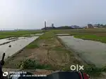 चंदौली सकलडीहा रोड मेन हाईवे से100 मीटर दूर पक्की रोड