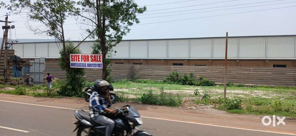Commercial site at Lankalapallem highway faceing