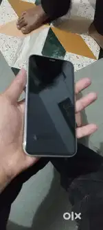 I phone 11 128gb bettery 71