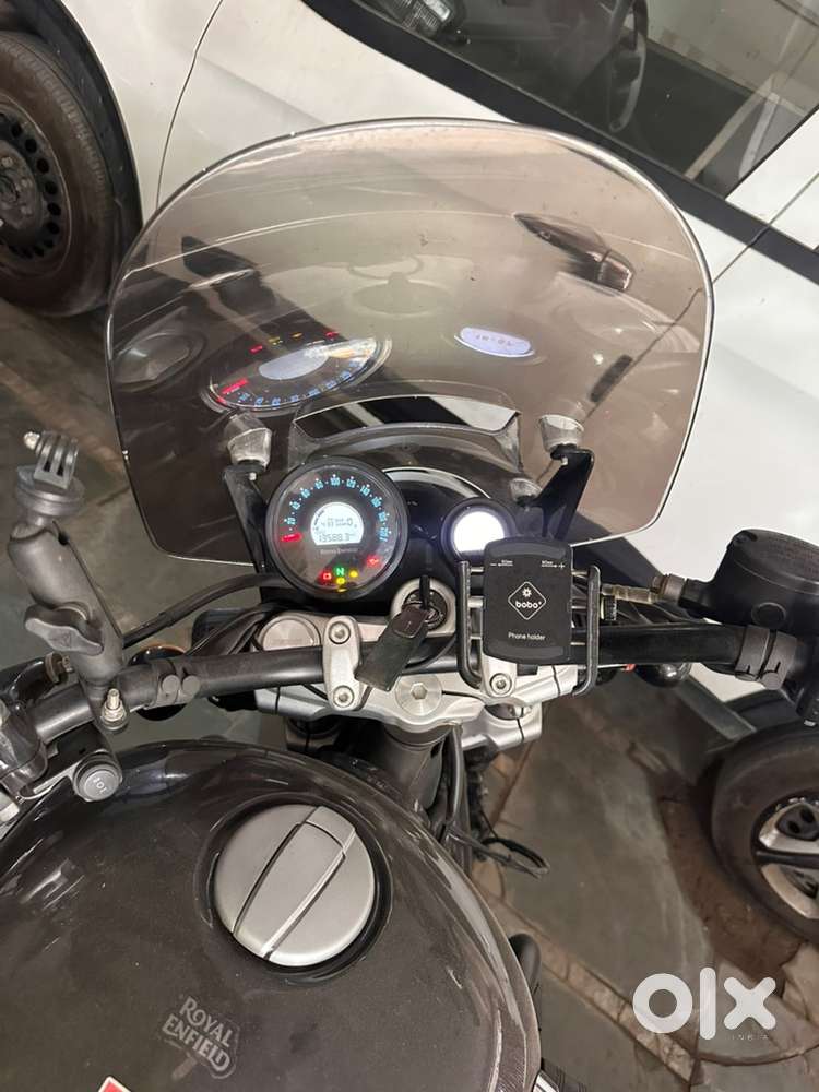 2024 Super Meteor 650, all ZANA accessories