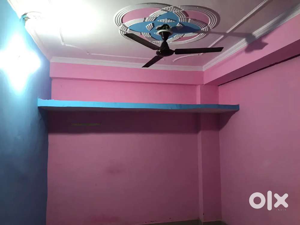 1RK FOR BOYS ONLY KHORA COLONY NEAR HIGHWAY