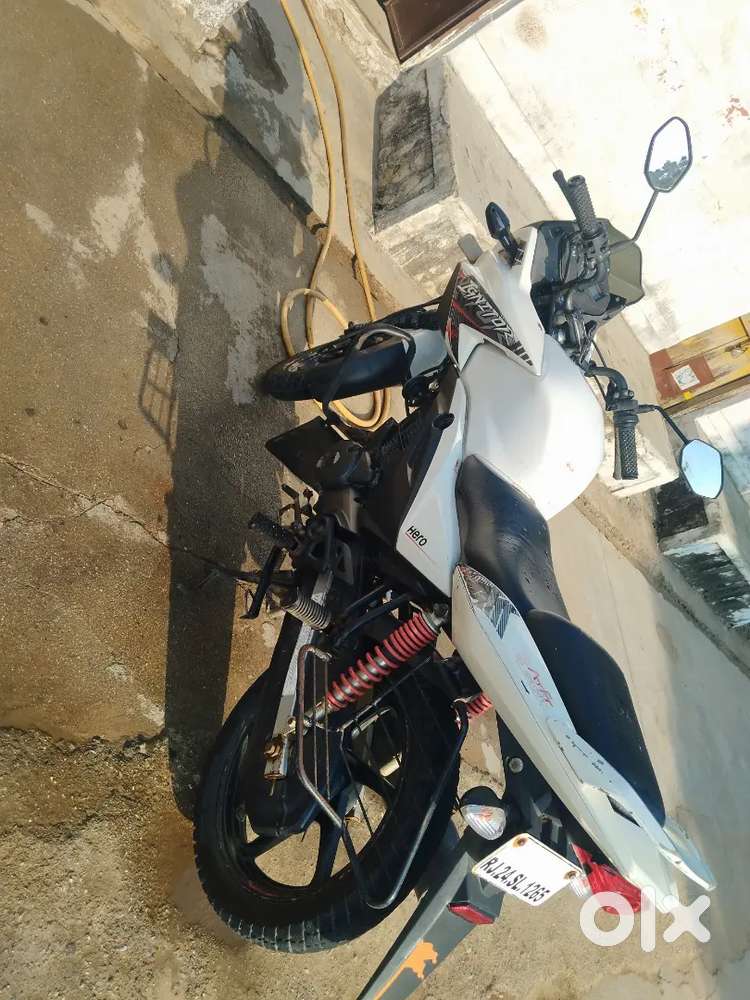 Sab campany fitted hai genuine 53000 chali Hui hai