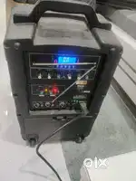 Speaker with 2 mics wireless
