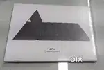 Sealed Apple Smart Keyboard For iPad
7/8/9 Air 3 & Pro 10.5