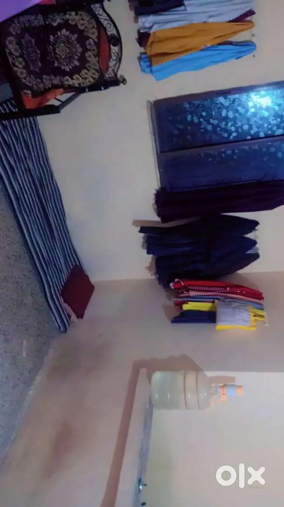 Need Boys Roommate in Single room