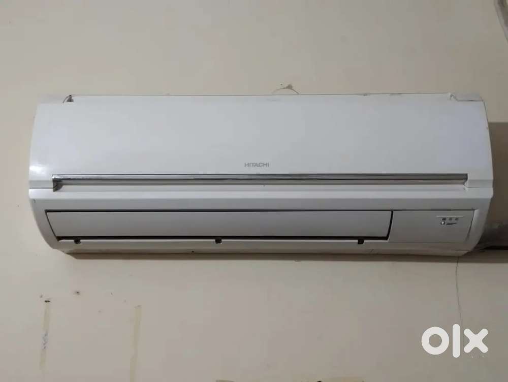 1.5 Ton Split AC Hitachi Brand