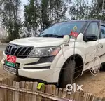 Xuv 500 vip number Good condition  lucknow number Bijnor transfer