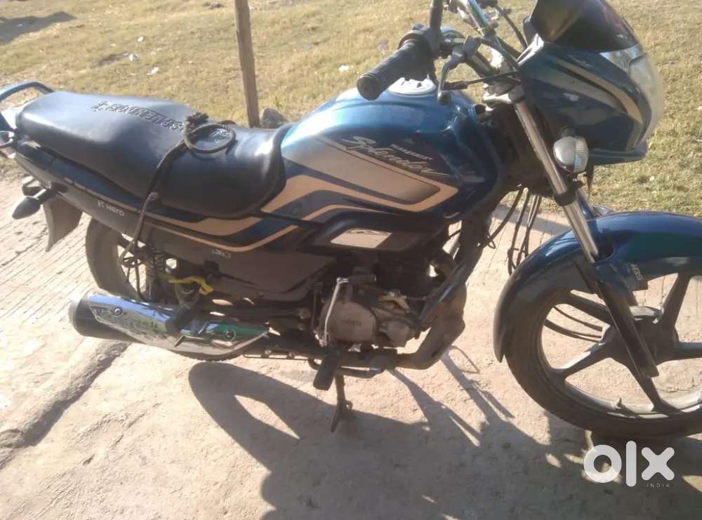 सिंगल हैंड बाइक बेचना है। देवास  जिला पासिंग