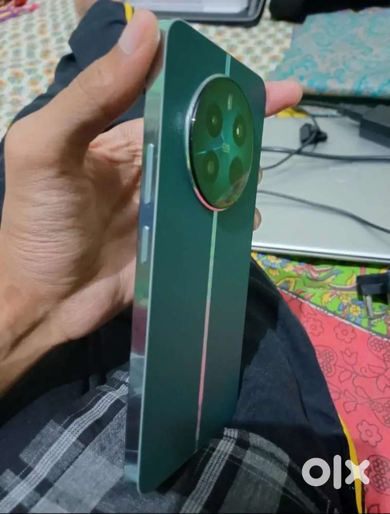 Realme 12 plus 5G  8/128   1 year old