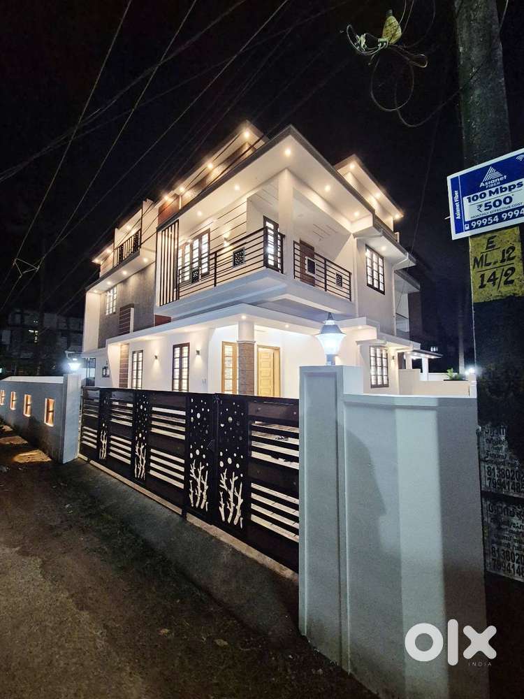 4BHK 4.100Cent Posh House for Sale – Manjummel, Near Kalamassery