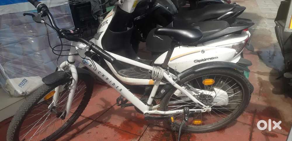 Not 1 year used new model