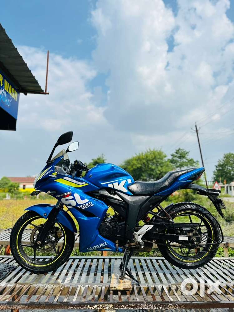 Suzuki Gixxer SF