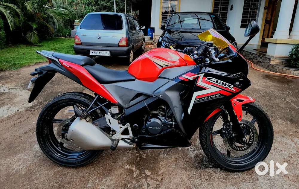CBR 150R 2013 Red