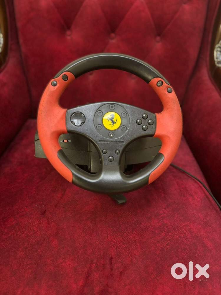 FERRARI THRUSHMASTER  like brand new