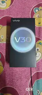 V30 8gb/128
