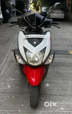 Yamaha Cygnus Ray-ZR Vivid Red