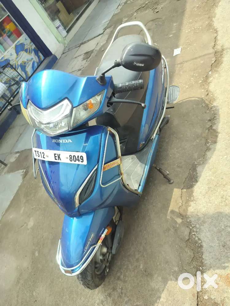 Honda Activa 2018 5g v good condition less driven single used