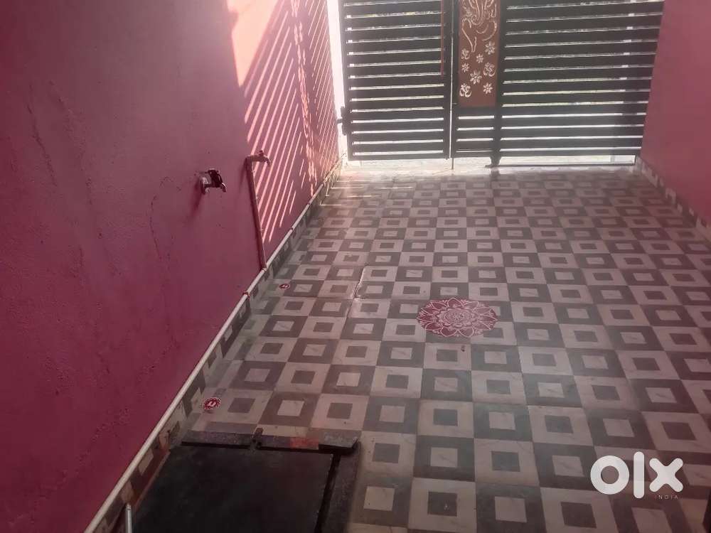 Rent rooms 4 km from kathgodam(Khera)