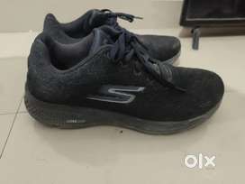 Sketchers shoes